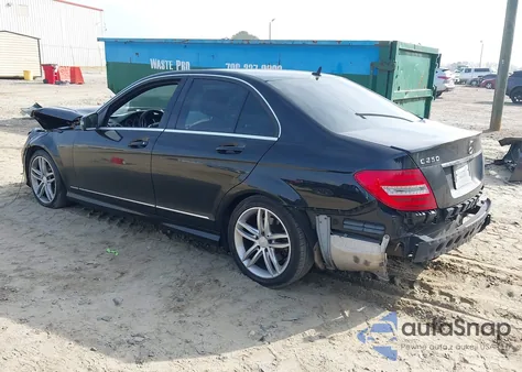 2014 Mercedes-Benz C-Class C 250 Sport из США, поврежденный, VIN WDDGF4HBXER309915